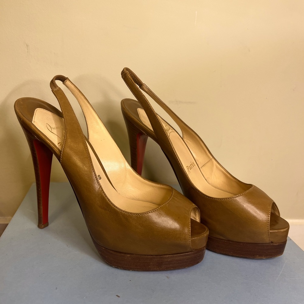 christian louboutin Heels